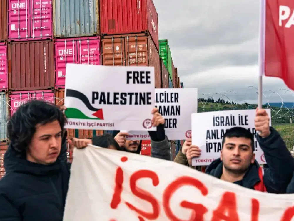 Aliağa limanlarında İsrail'e protesto