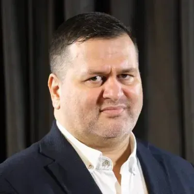 Erhan Gülenç profil fotoğrafı