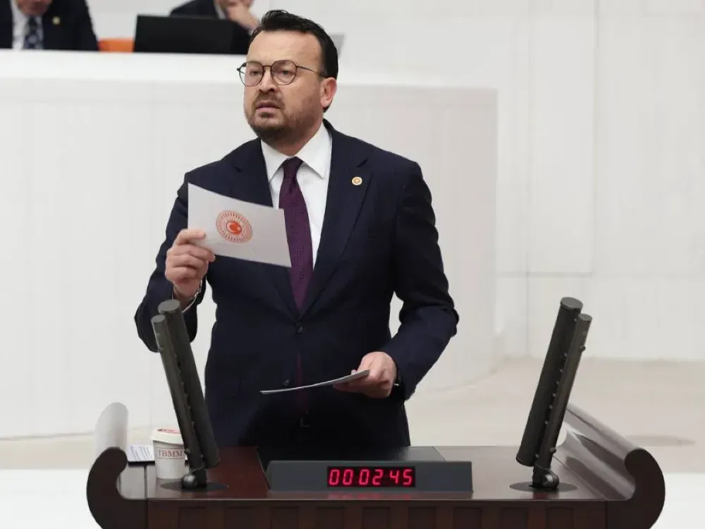 CHP’li vekilden Kavcıoğlu'na eleştiri: Enkazın mimarı!