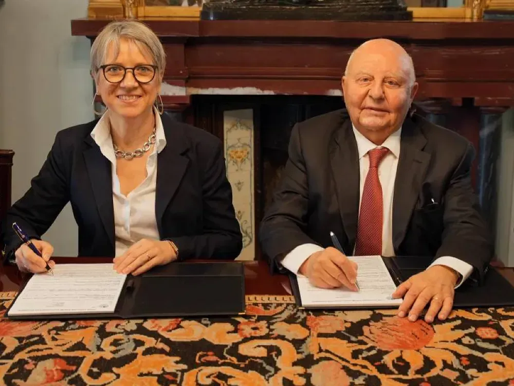 Arkas 335 milyon dolarlık krediye imza attı