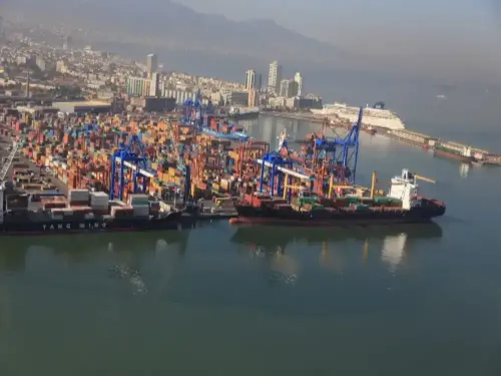 İzmir Limanı'na iş akını... Başvuran sayısı 10 bini geçti