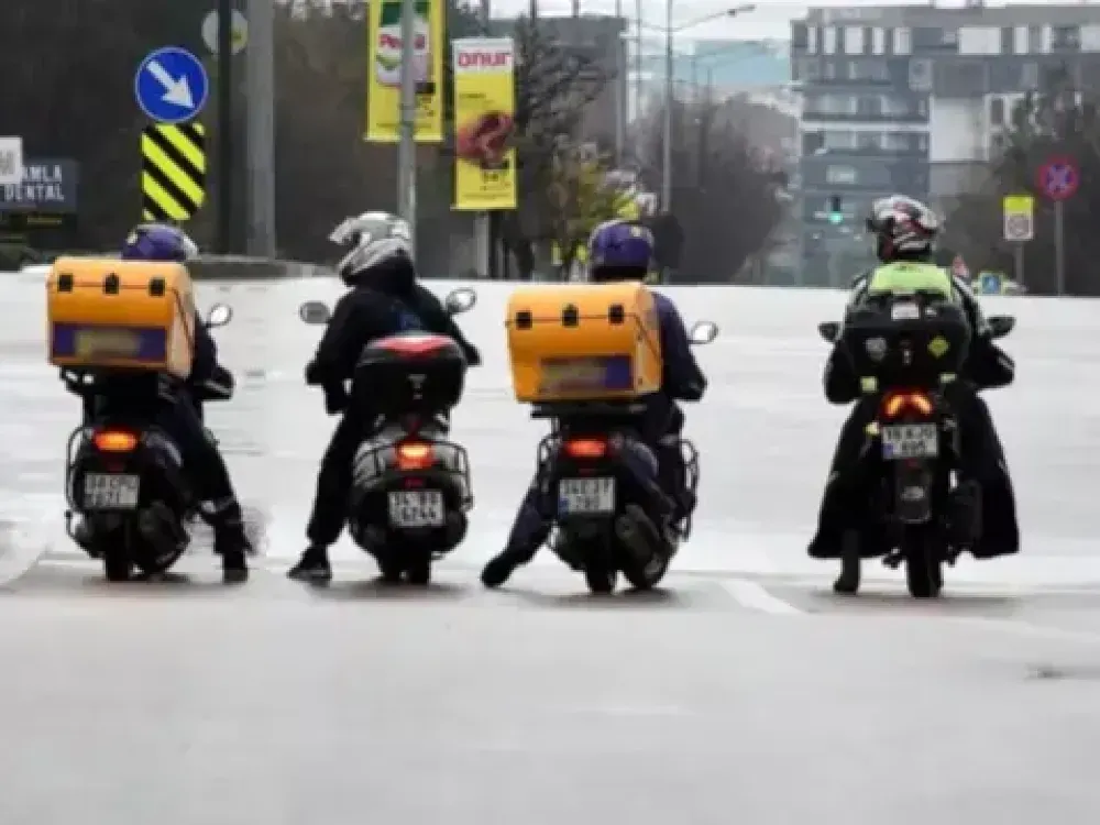 Sanayici emniyet müdürüne yalvardı: ‘Şu moto kuryelerden bizi kurtarın'