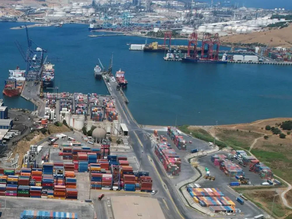 İzmir denizcilikte geriliyor... Aliağa yarıştan düştü, İzmir dipte