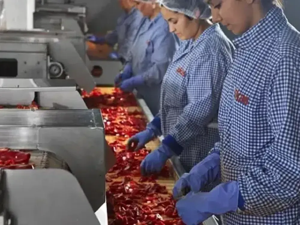 İzmir’deki dev gıdacıdan 1 milyarlık skandal: Önce zarar sonra kar!