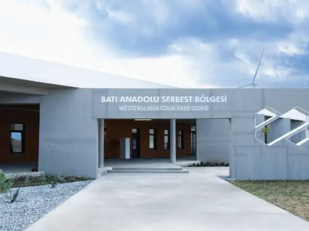 Trump'ın hamlesi o bölgeyi vurdu...Çinliler bakıp gidiyor