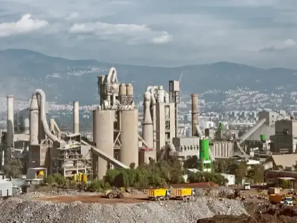 Çimento devinden taşınma sürecine karşı hamle