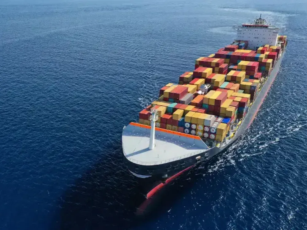 Denizde ‘mükemmel fırtına’: Rotalar değişti, limanlar kilitlendi