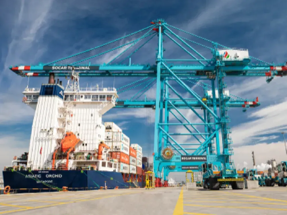 İtalyanlar Ege'nin en büyük limanının yüzde 50 ortağı olacak