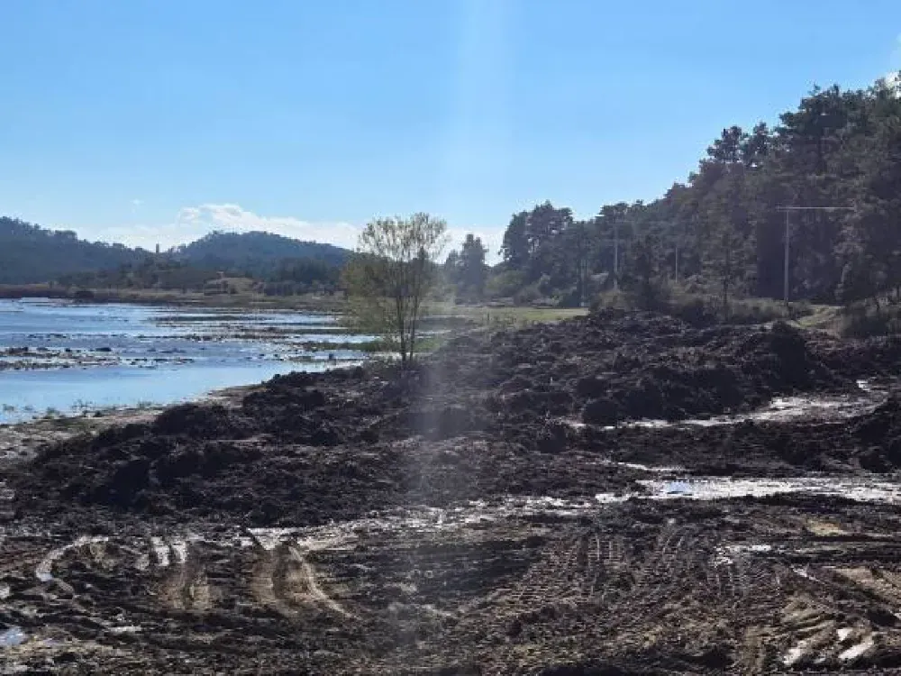 Kuruyan göl Denizlili ünlü iş insanını isyan ettirdi